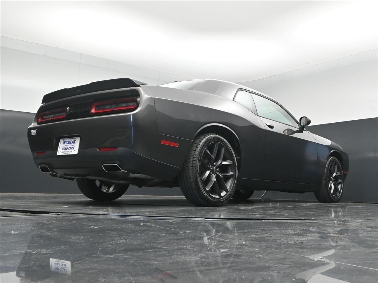 Dodge Challenger SXT 2022