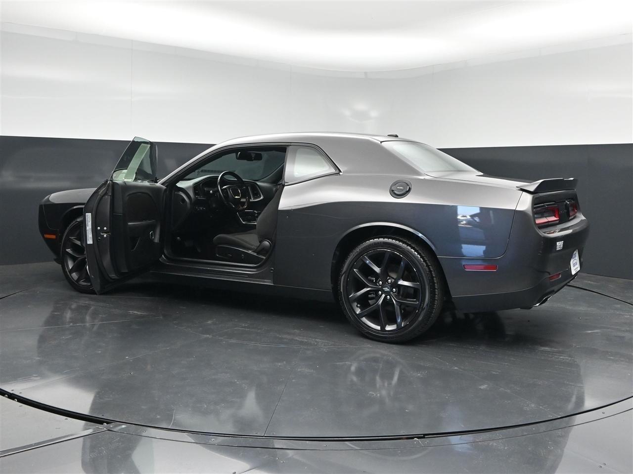Dodge Challenger SXT 2022