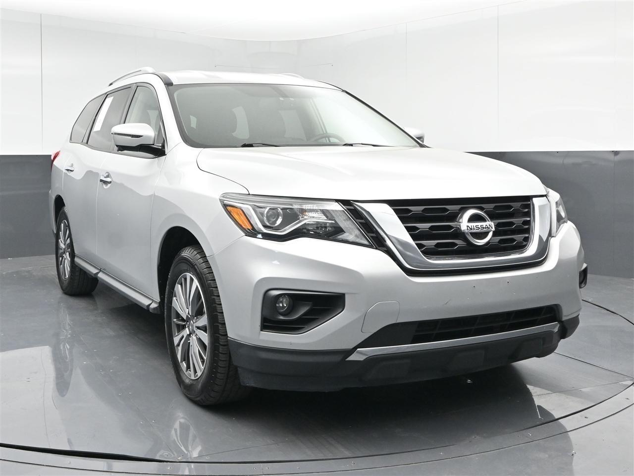 Nissan Pathfinder SL 4WD 2019