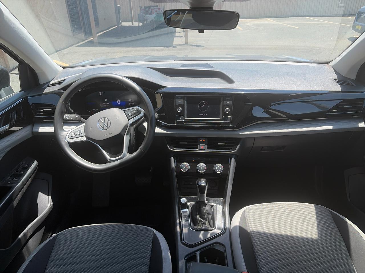 Volkswagen Taos S 2024