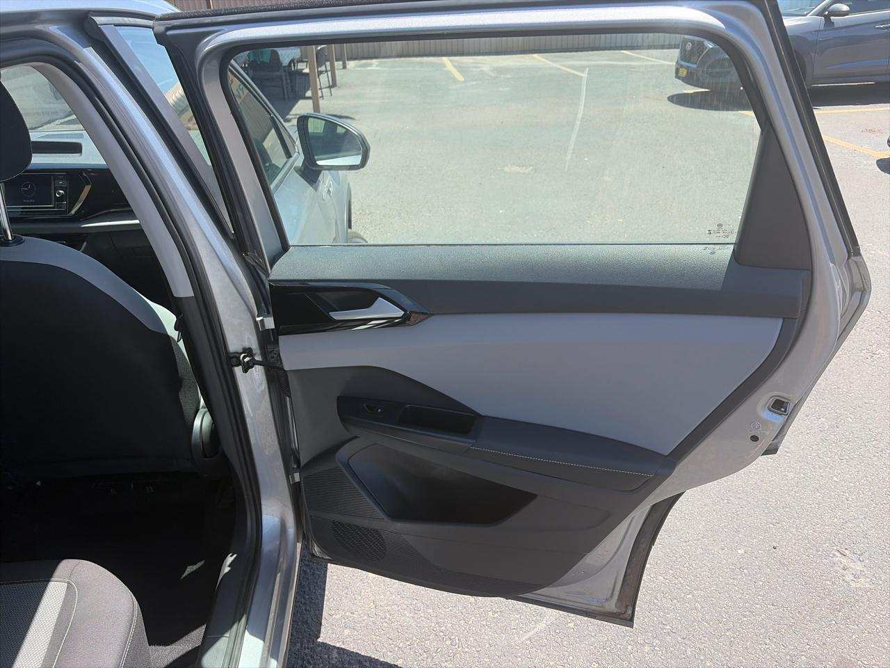 Volkswagen Taos S 2024