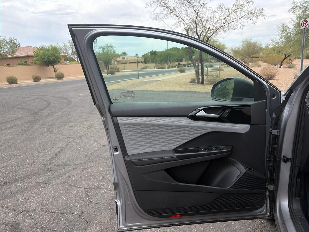 Volkswagen Taos S 2024