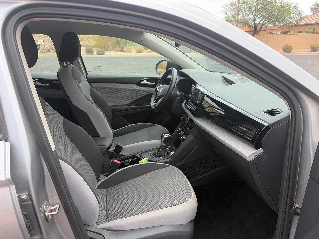 Volkswagen Taos S 2024