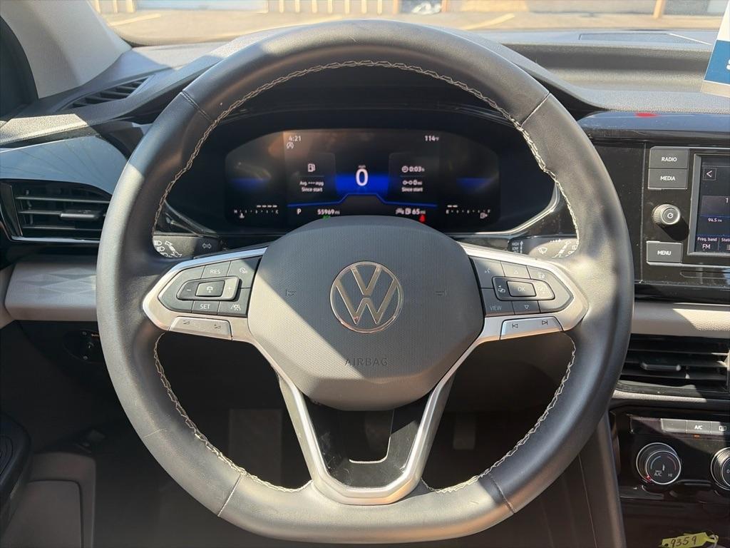 Volkswagen Taos S 2024