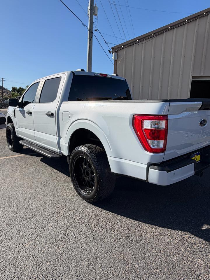 Ford F-150 4WD SuperCrew 139" XL 2021