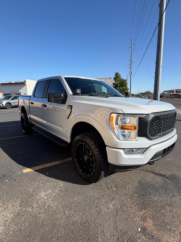 Ford F-150 4WD SuperCrew 139" XL 2021