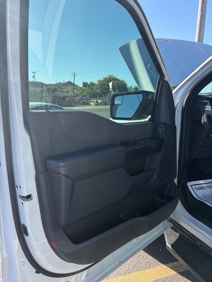 Ford F-150 4WD SuperCrew 139" XL 2021