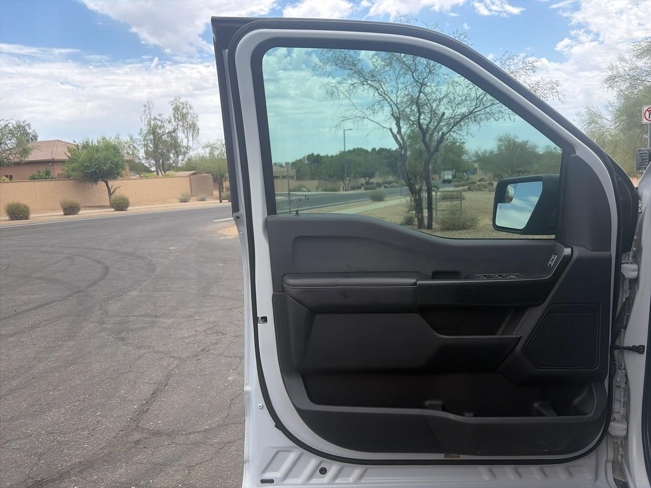 2021 Ford F-150 XL - Photo 8
