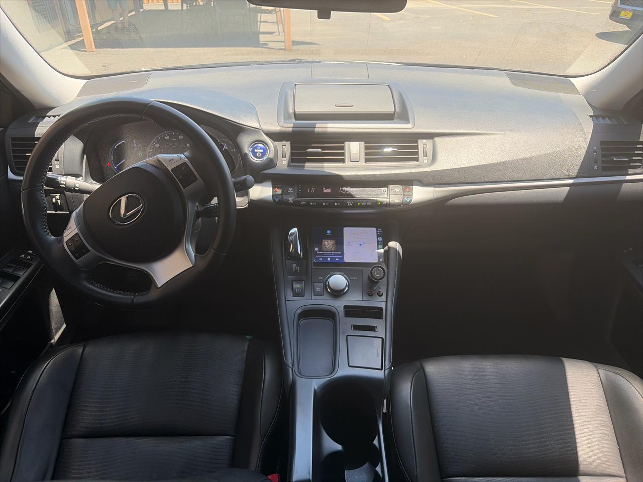 Lexus CT 200h Base 2012
