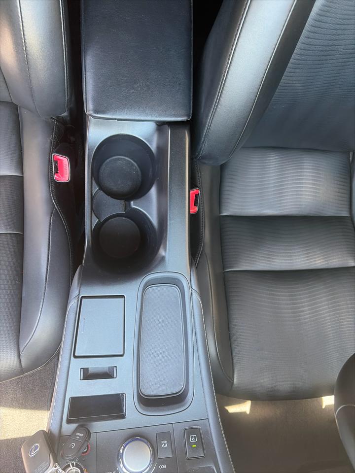 Lexus CT 200h Base 2012
