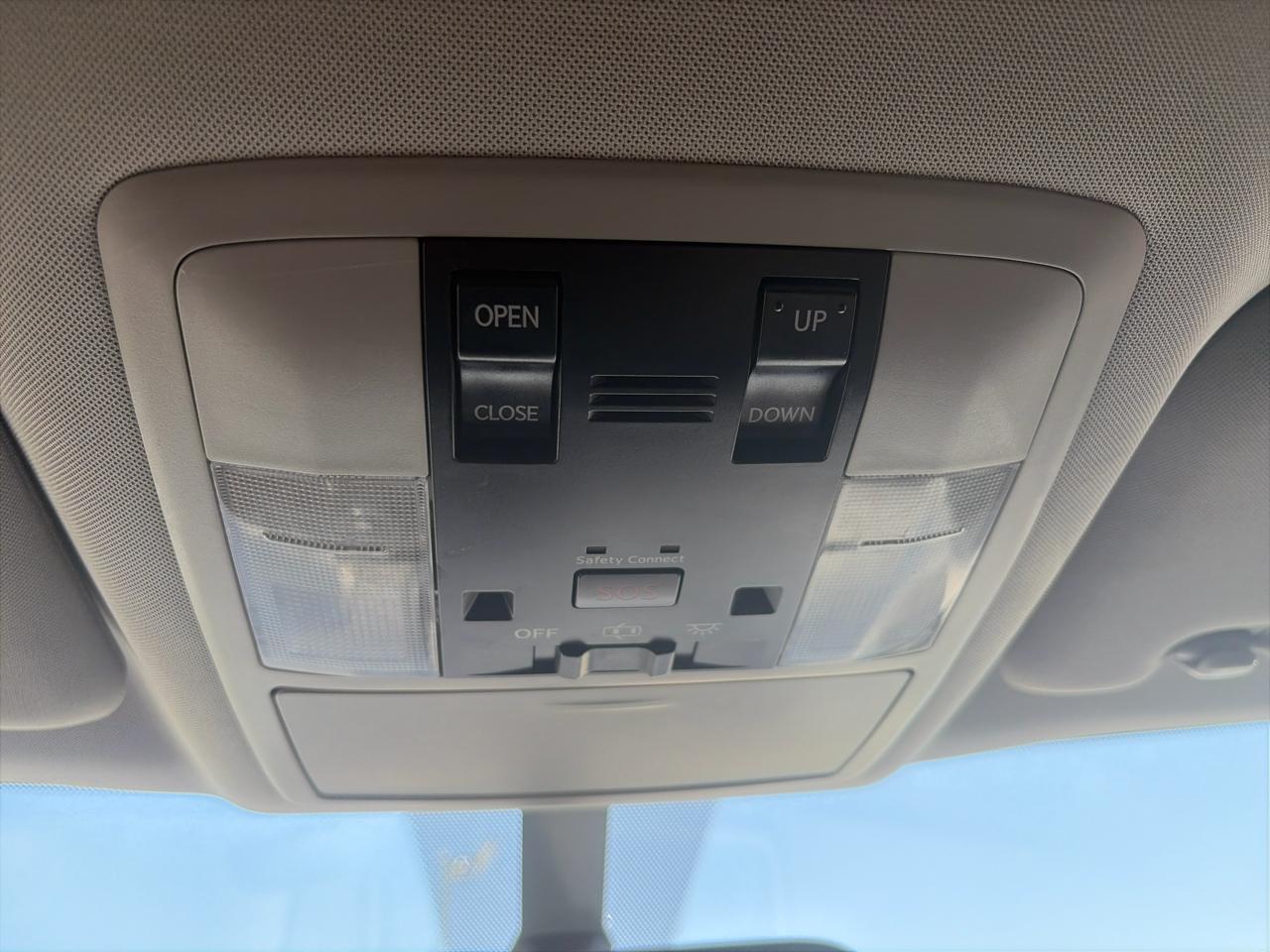 Lexus CT 200h Base 2012