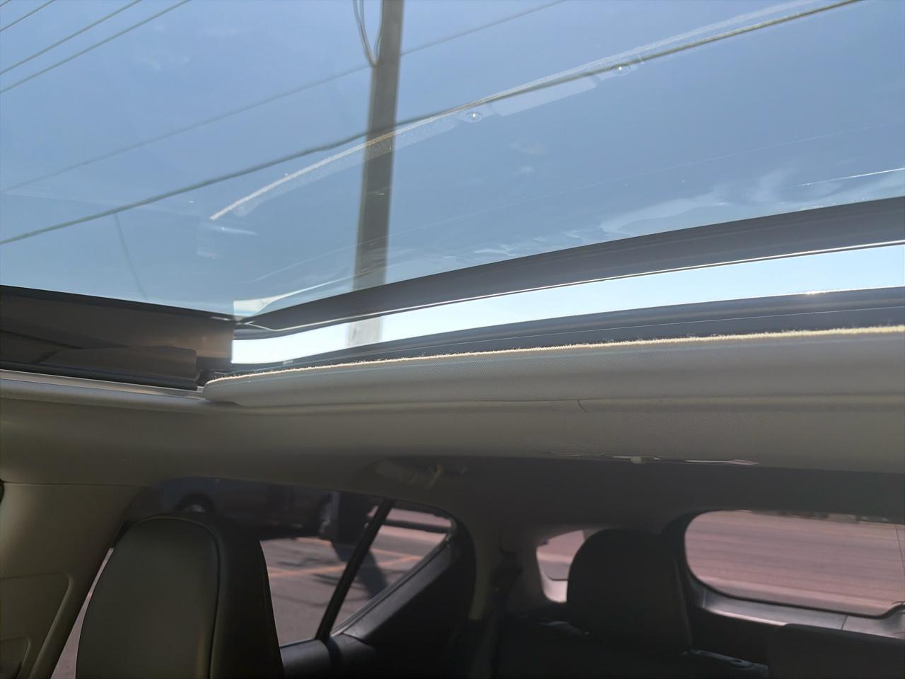 Lexus CT 200h Base 2012