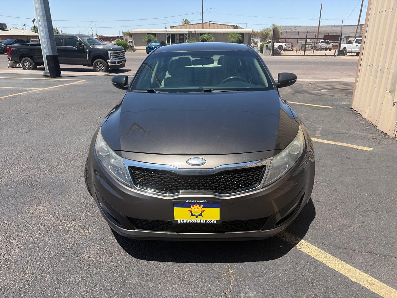 Kia Optima LX MT 2013