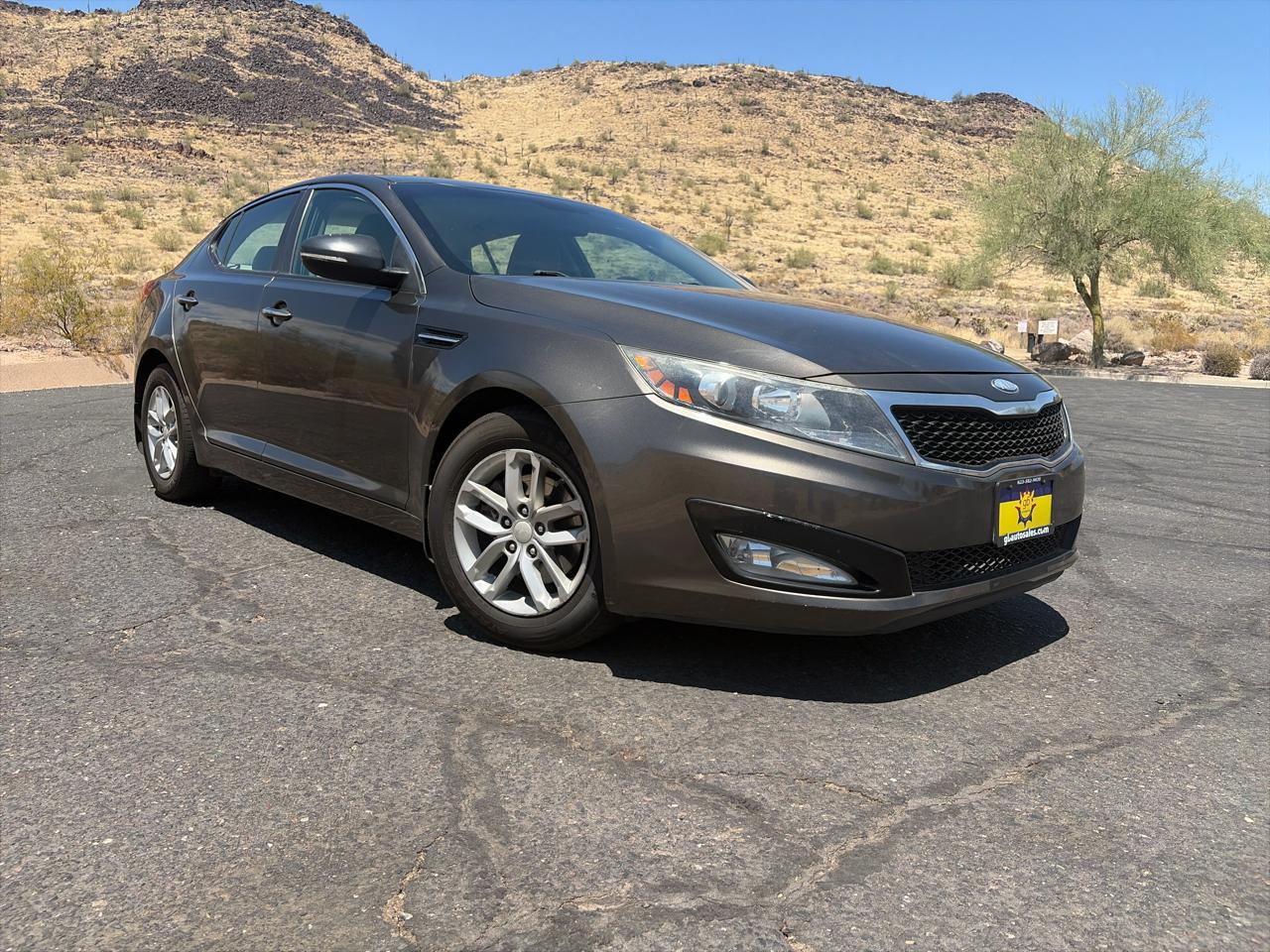 Kia Optima LX MT 2013