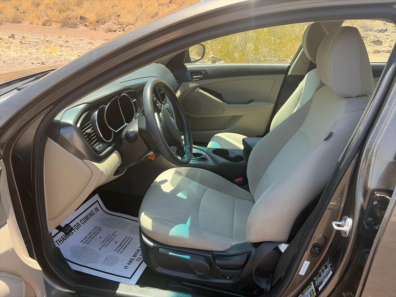 Kia Optima LX MT 2013