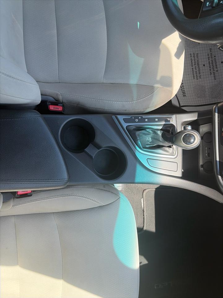 Kia Optima LX MT 2013