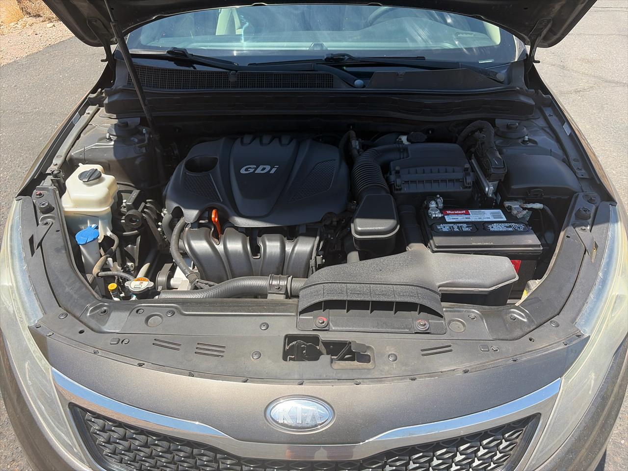 Kia Optima LX MT 2013