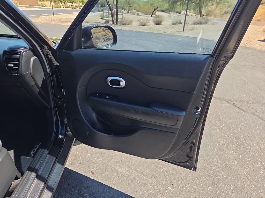 Kia Soul Base 6M 2018