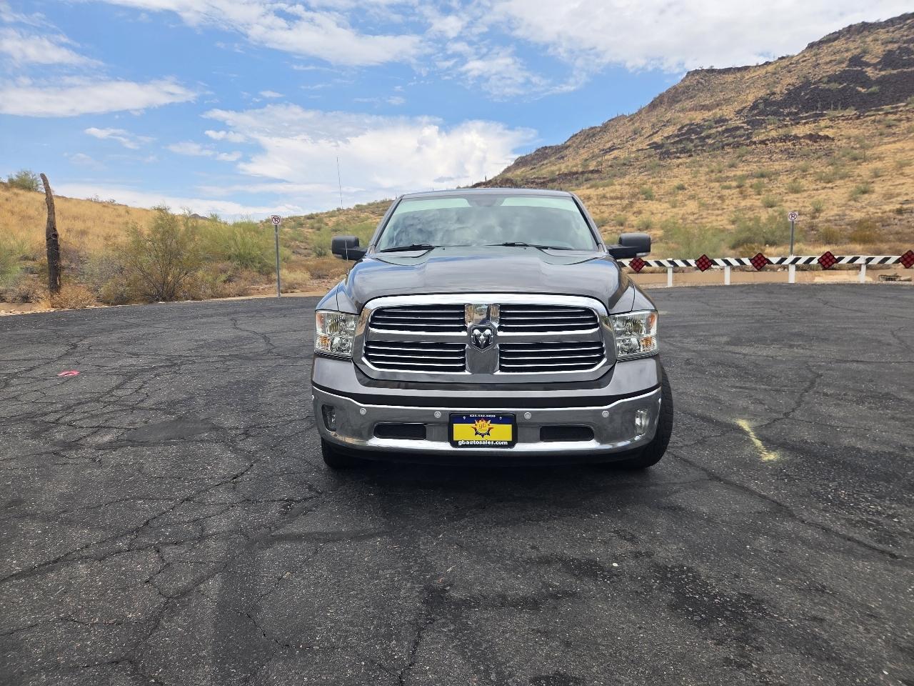 RAM 1500 Big Horn/Lone Star 4x2 Crew Cab 5'7" Box 2017