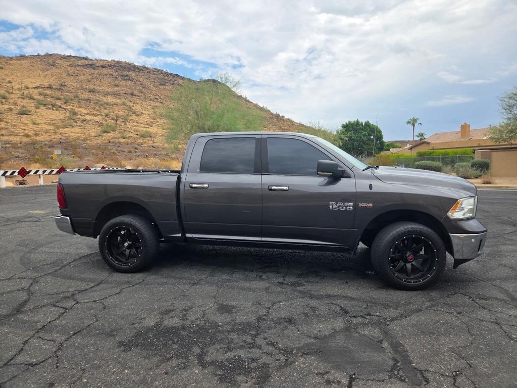 RAM 1500 Big Horn/Lone Star 4x2 Crew Cab 5'7" Box 2017