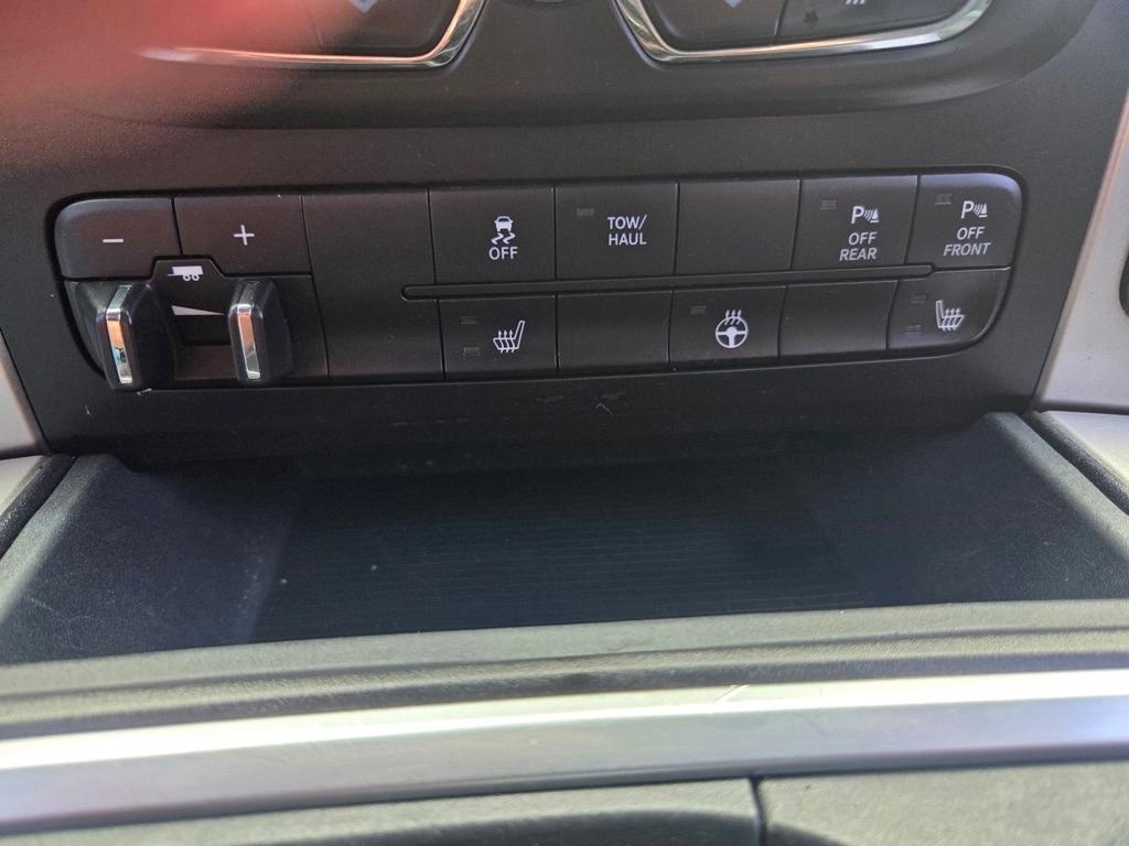 RAM 1500 Big Horn/Lone Star 4x2 Crew Cab 5'7" Box 2017