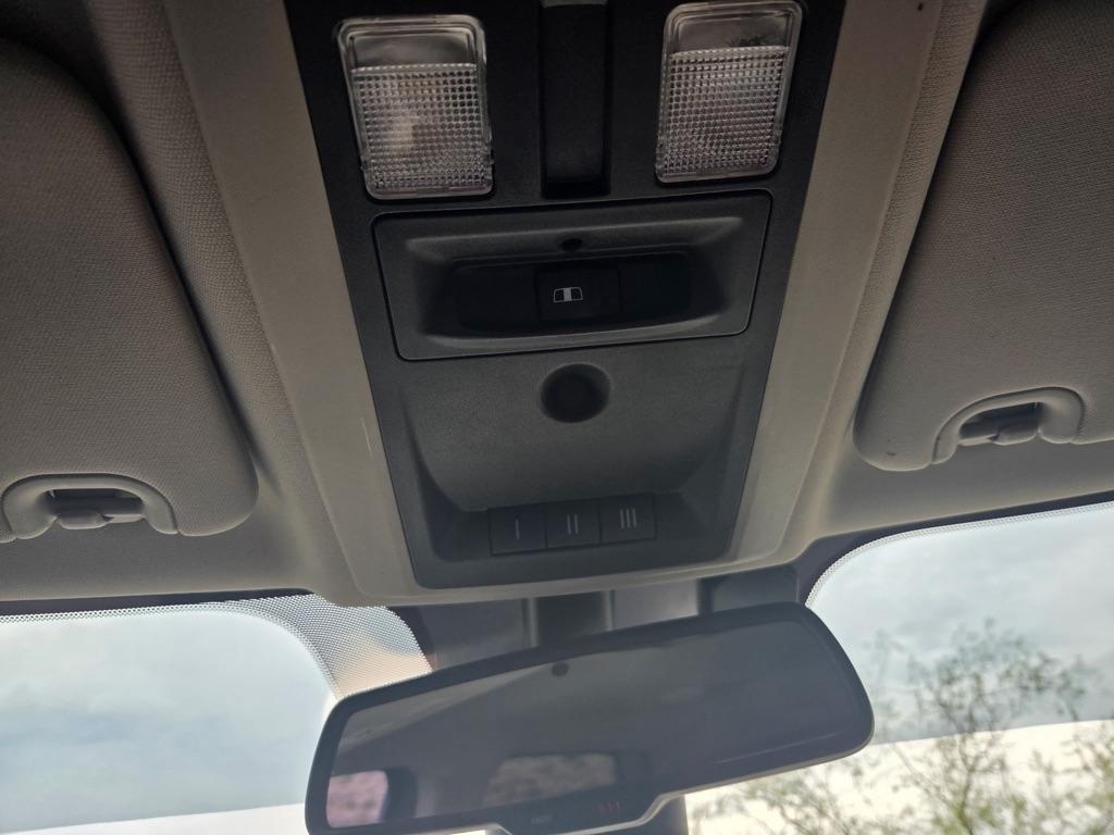 RAM 1500 Big Horn/Lone Star 4x2 Crew Cab 5'7" Box 2017