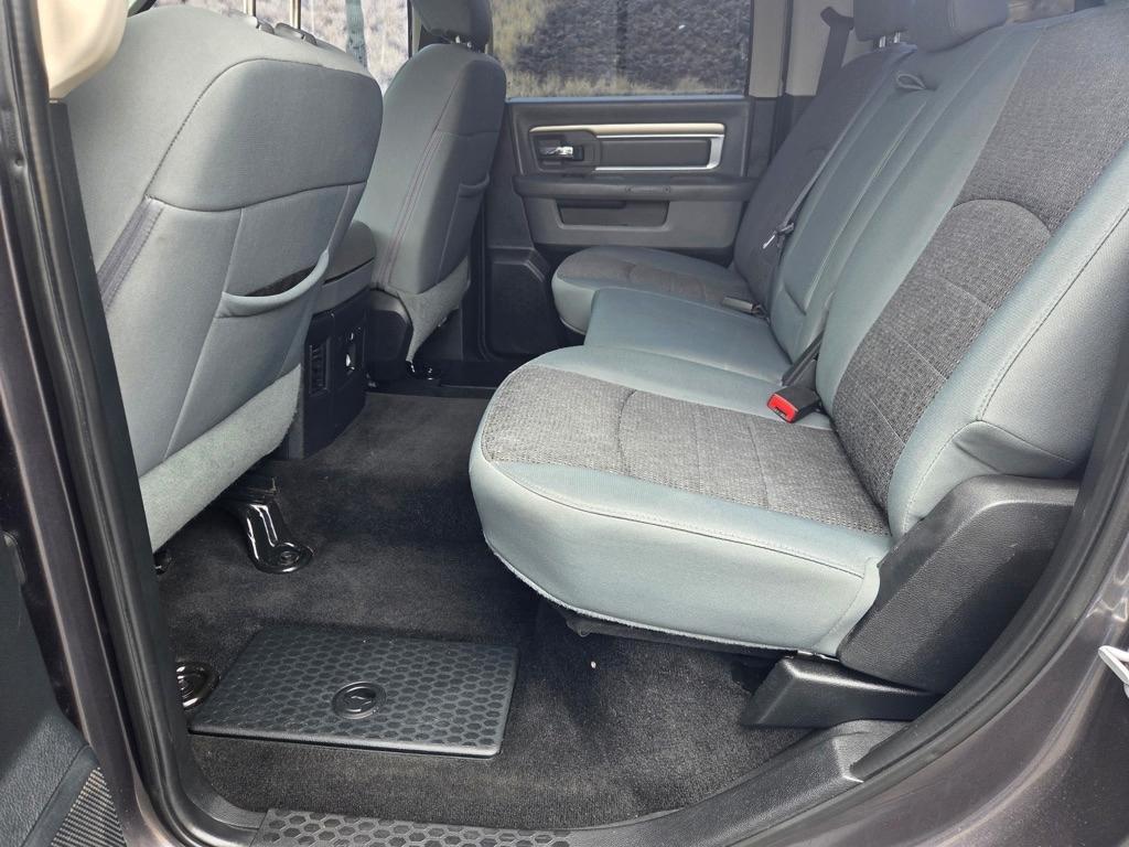 RAM 1500 Big Horn/Lone Star 4x2 Crew Cab 5'7" Box 2017