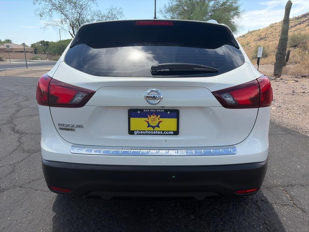 Nissan Rogue Sport SV 2017