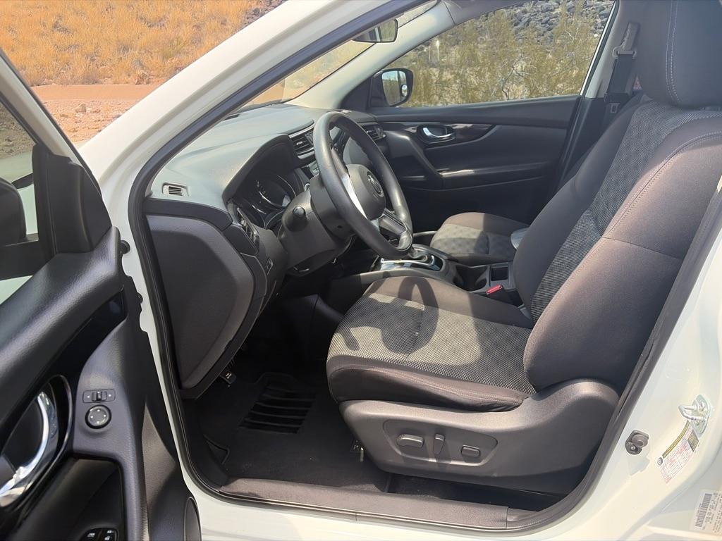 Nissan Rogue Sport SV 2017