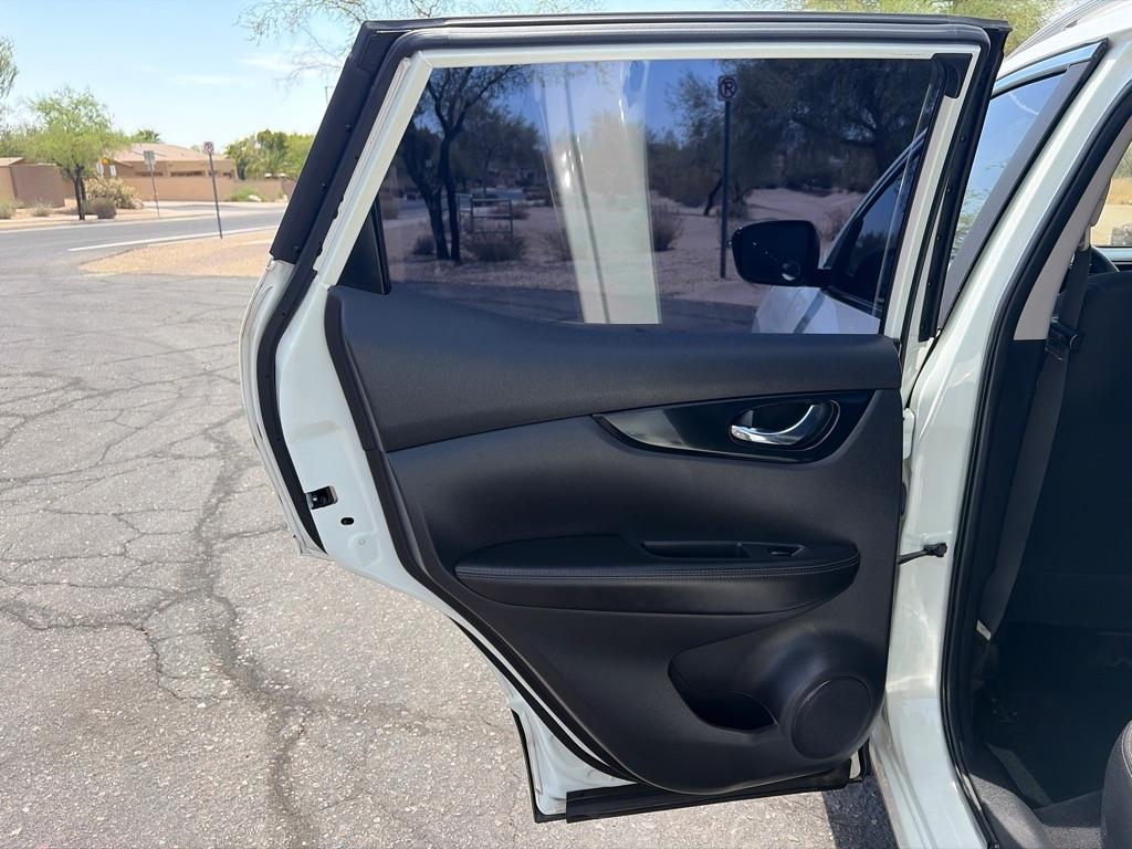 Nissan Rogue Sport SV 2017