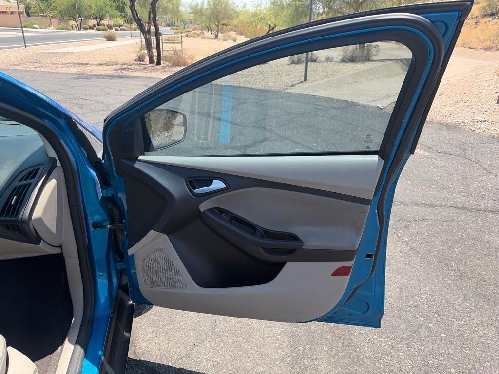 Ford Focus SE Hatch 2014