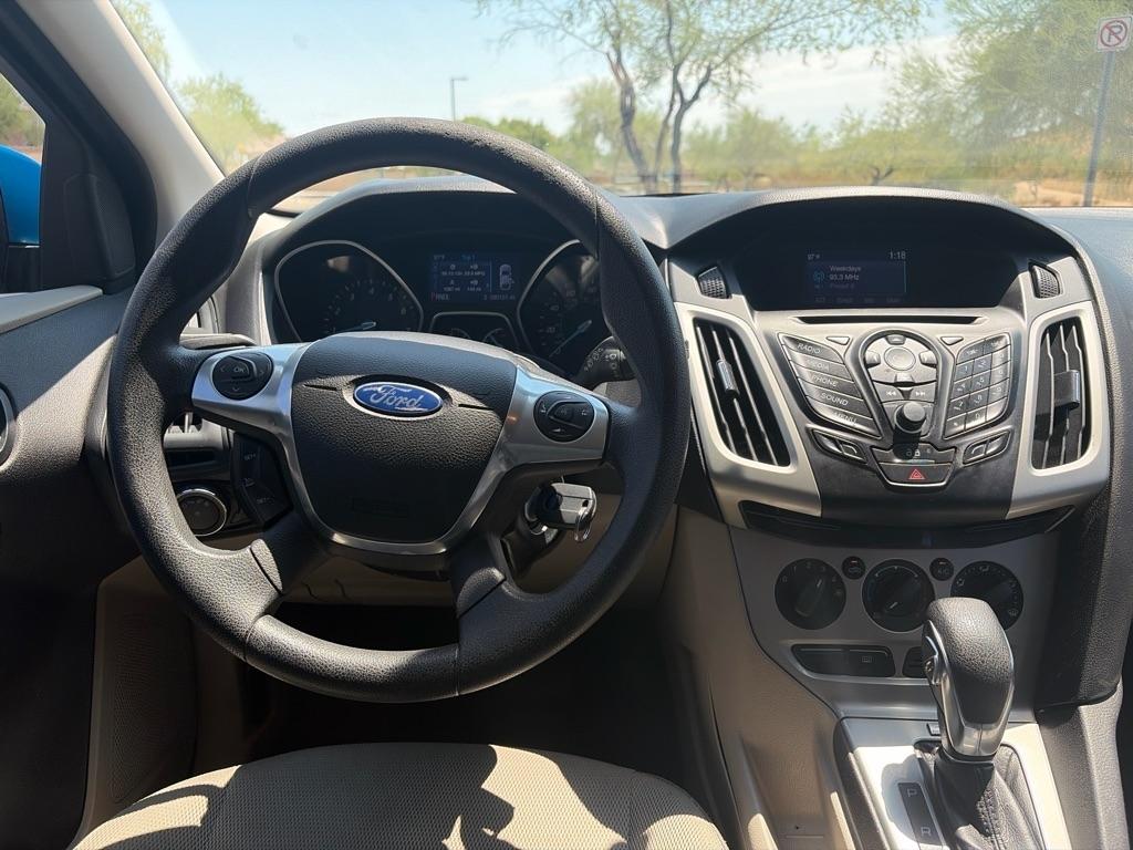 Ford Focus SE Hatch 2014