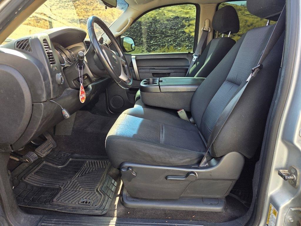 Chevrolet Silverado 1500 LT Crew Cab 2WD 2013