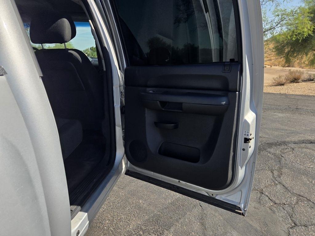 Chevrolet Silverado 1500 LT Crew Cab 2WD 2013