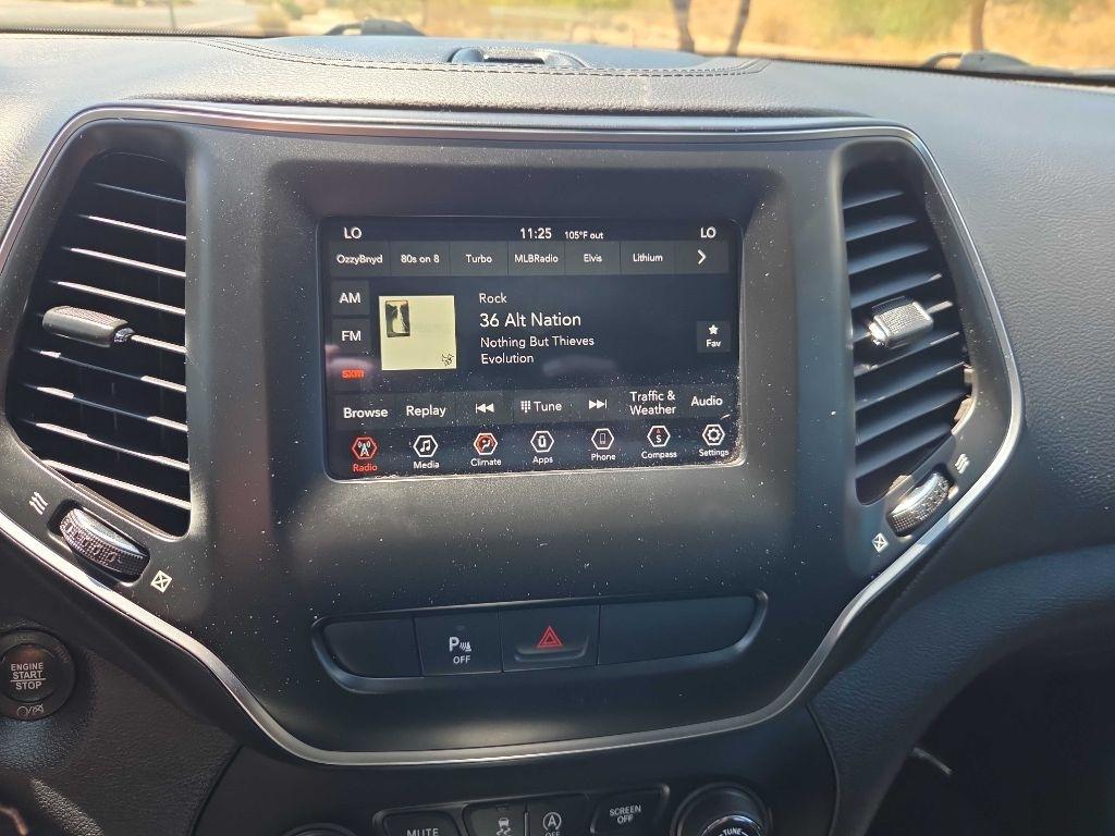 Jeep Cherokee Latitude Plus FWD 2019
