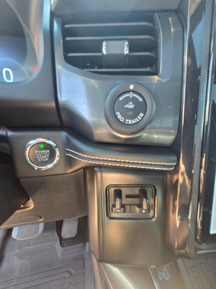 Ford F-150 Lightning Platinum 2024