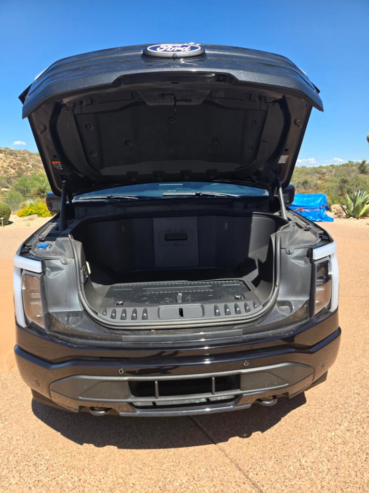 Ford F-150 Lightning Platinum 2024