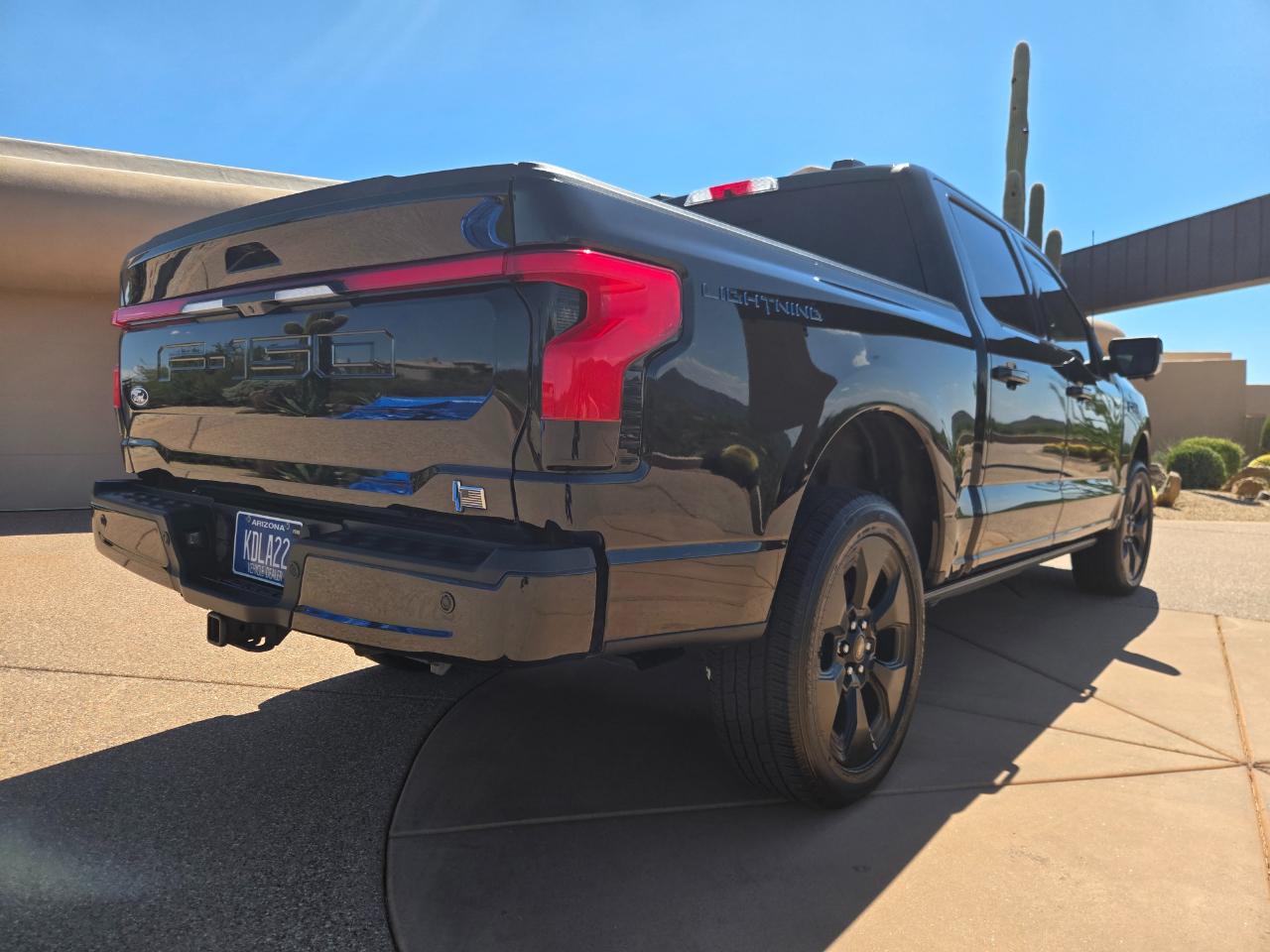 Ford F-150 Lightning Platinum 2024