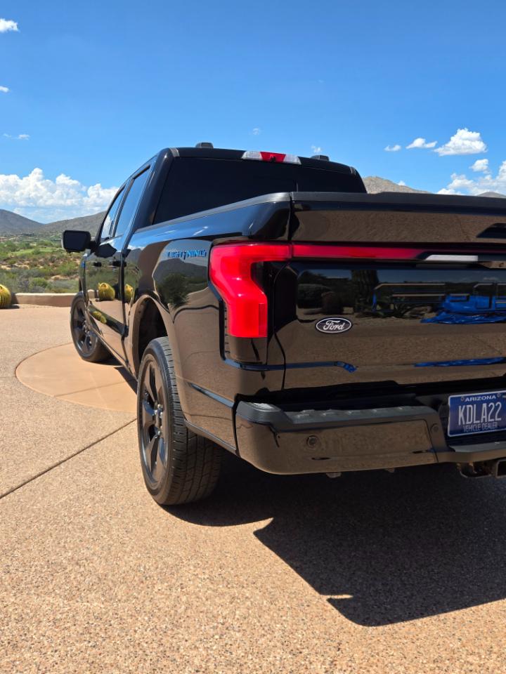 Ford F-150 Lightning Platinum 2024