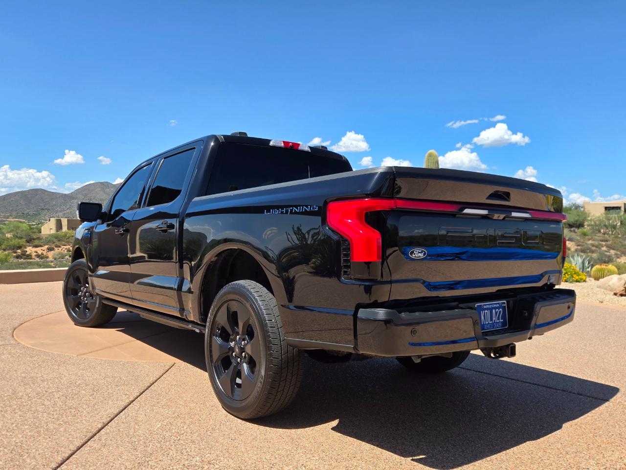 Ford F-150 Lightning Platinum 2024