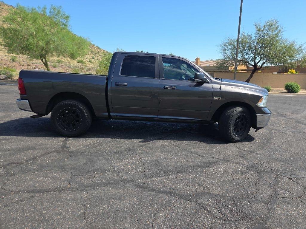 Ram 1500 photo 2