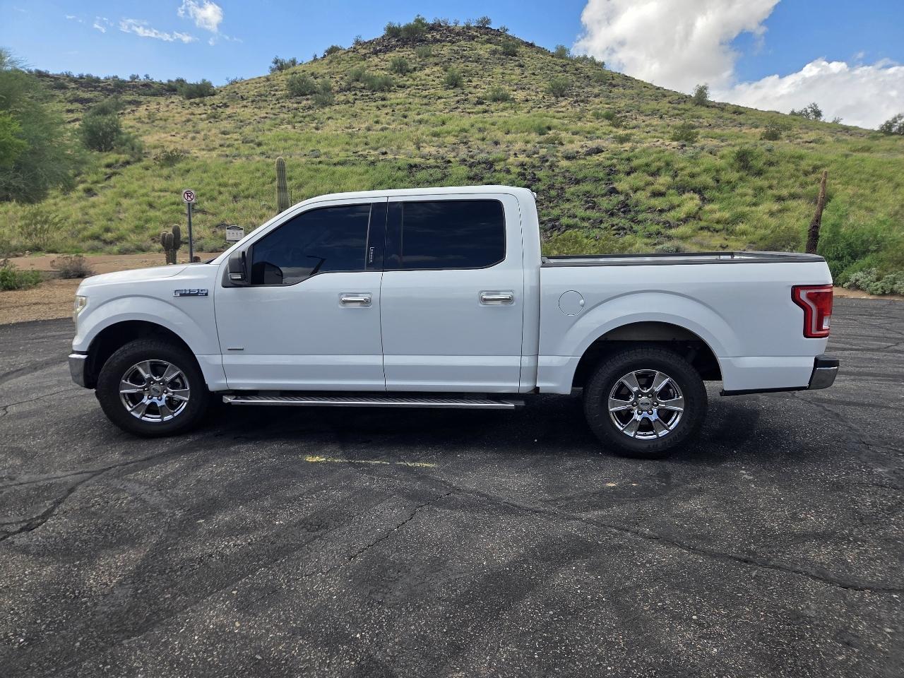 Ford F-150 2WD Reg Cab 122.5" XLT 2016