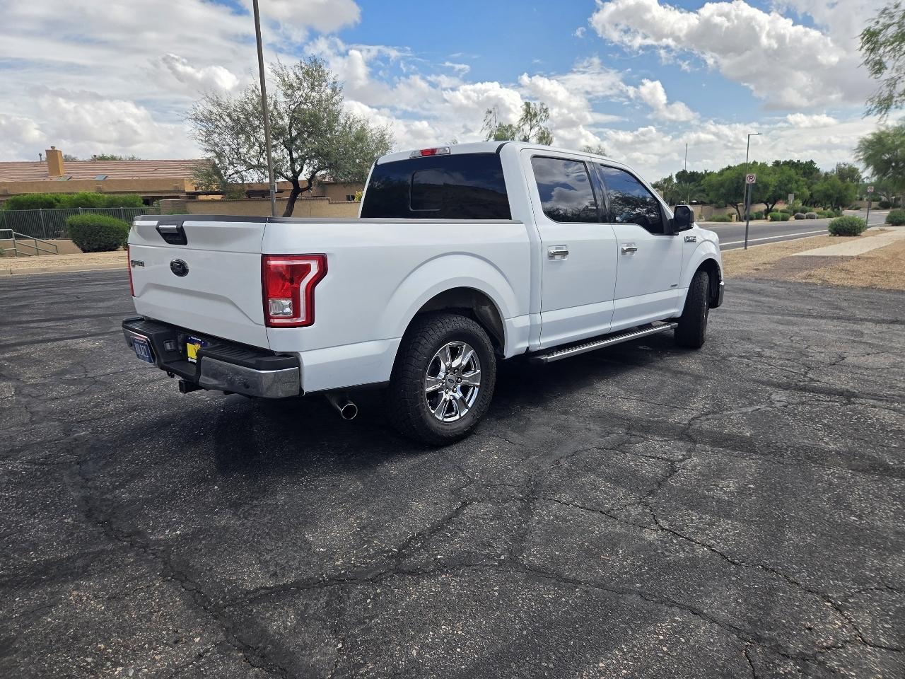 Ford F-150 2WD Reg Cab 122.5" XLT 2016