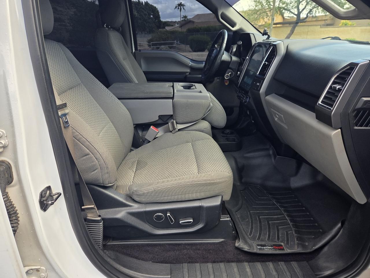 Ford F-150 2WD Reg Cab 122.5" XLT 2016