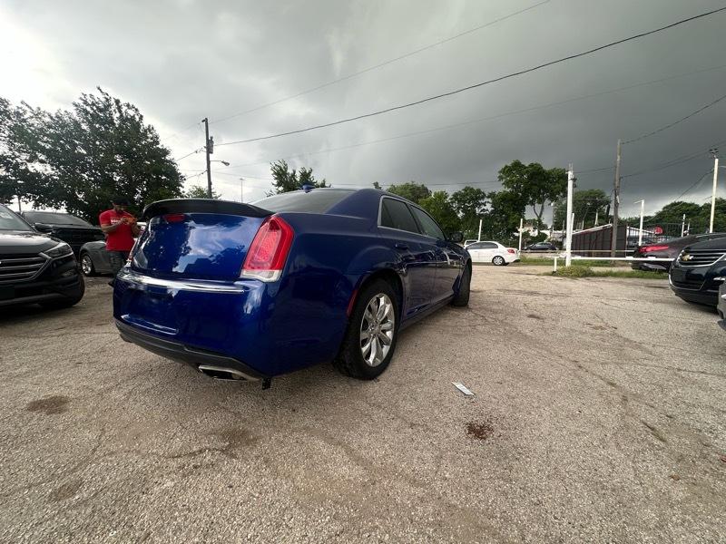 Chrysler 300 TOURIN  2018