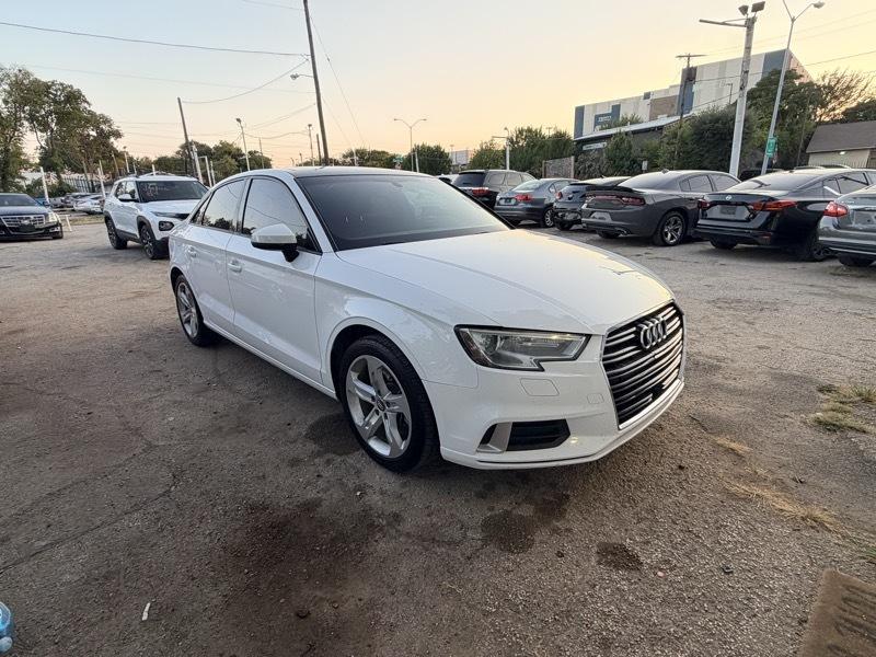 Audi A3 Sedan 2.0 TFSI Premium Plus FWD 2017