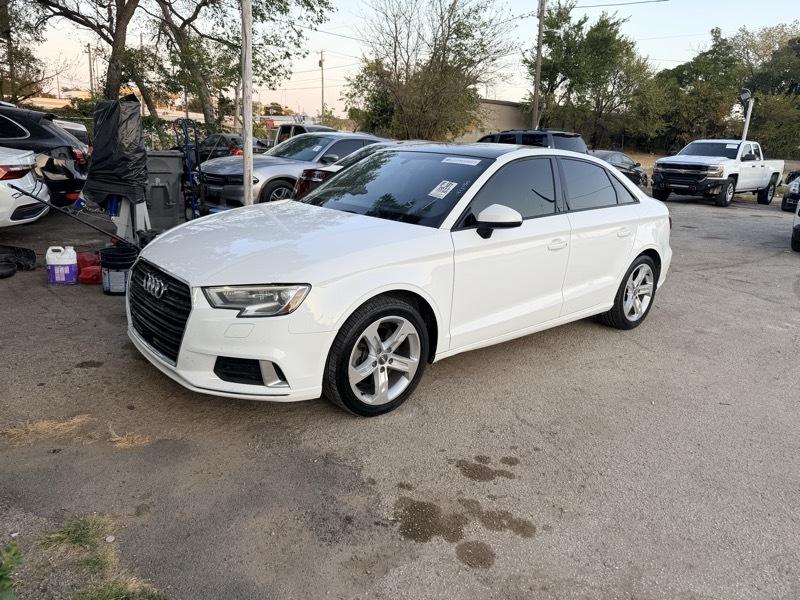 Audi A3 Sedan 2.0 TFSI Premium Plus FWD 2017