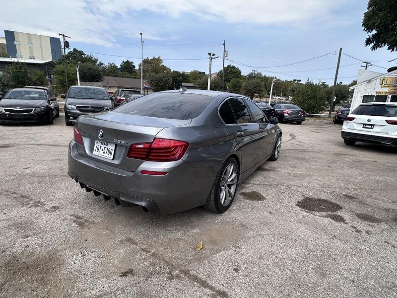 BMW 535i Base 2016