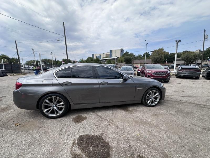 BMW 535i Base 2016