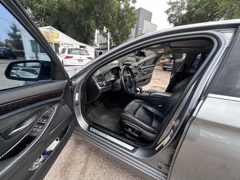 BMW 535i Base 2016
